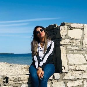 Meet your Posher, Harsha